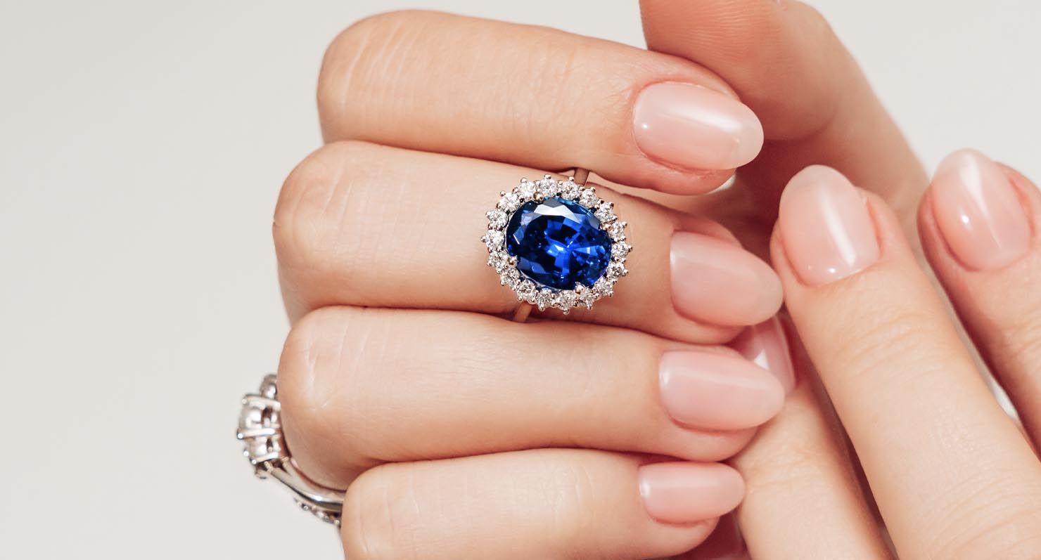 SAPPHIRE ENGAGEMENT RINGS
