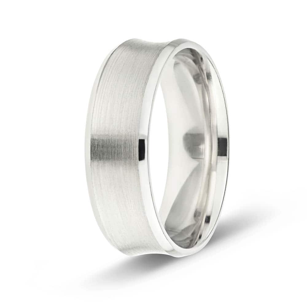 Men&#39;s wedding band in recycled 14K white gold 