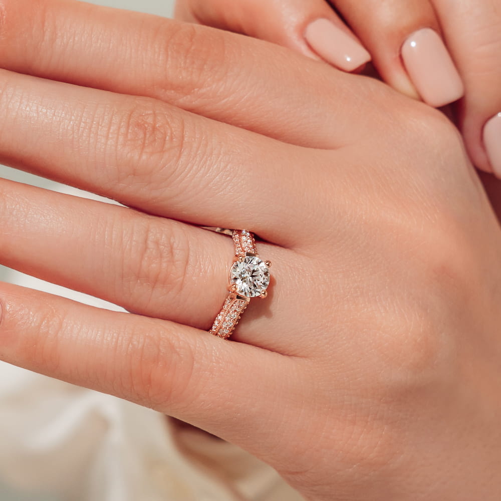 Shown with 1ct Lab Grown Diamond in 14k Rose Gold|Freya vintage style engagement ring with beautiful scalloped and milgrain detail and an accented diamond trellis prong head holding a 1ct lab grown diamond in 14k rose gold