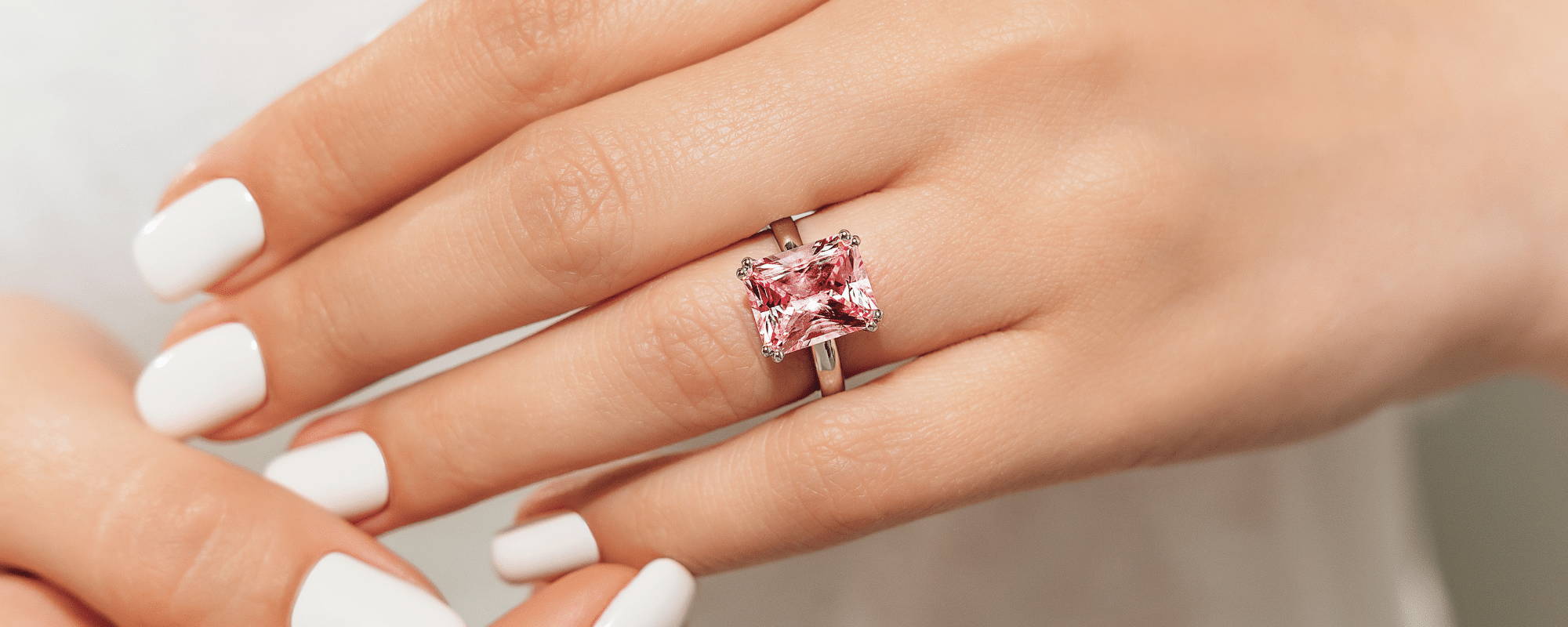 7 Pink Diamond Engagement Rings for a Dream Proposal
