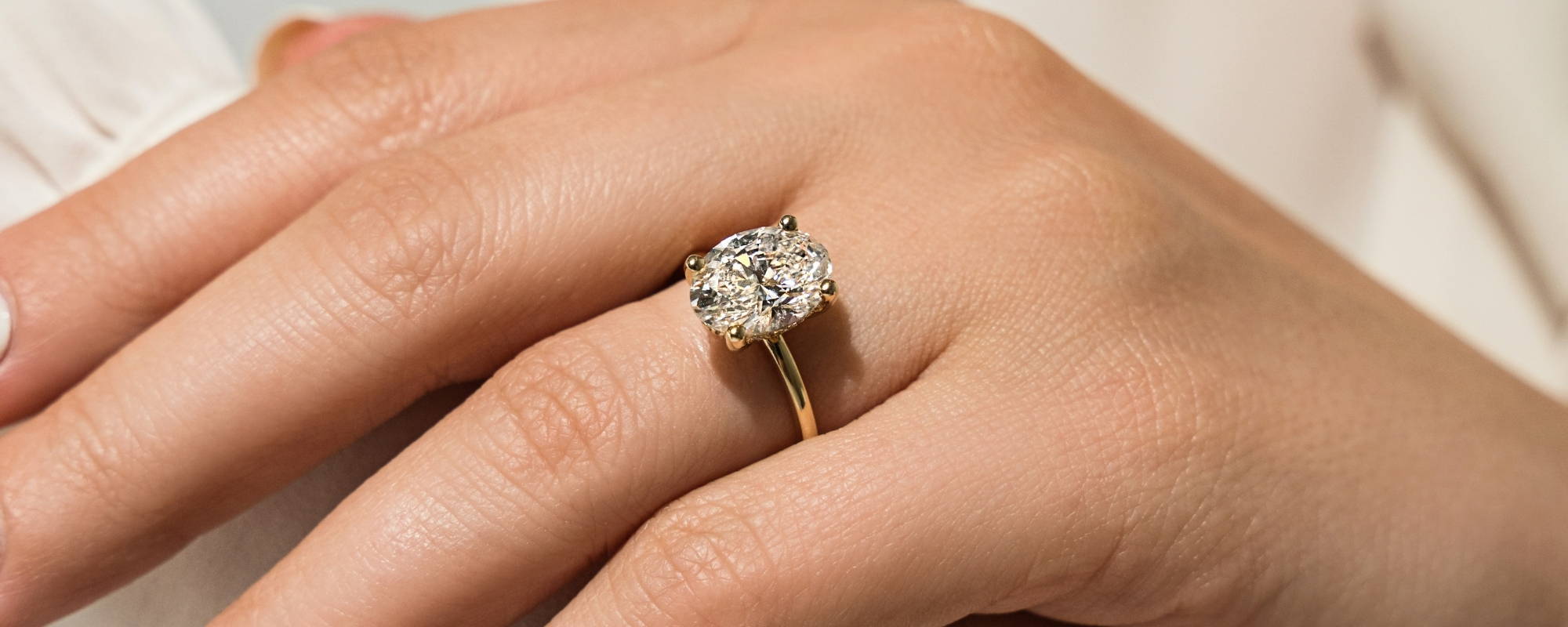 Top 10 Hottest Engagement Rings for a Holiday Proposal