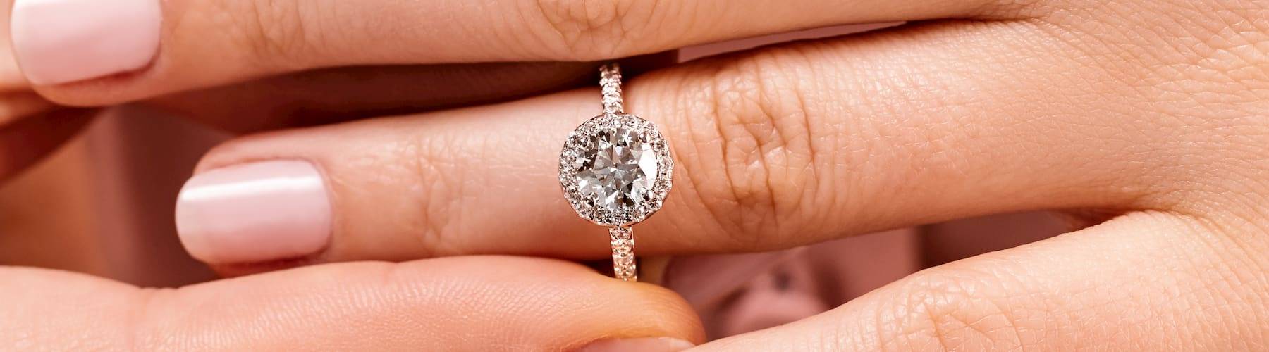 Top 10 Halo Engagement Rings in 2021