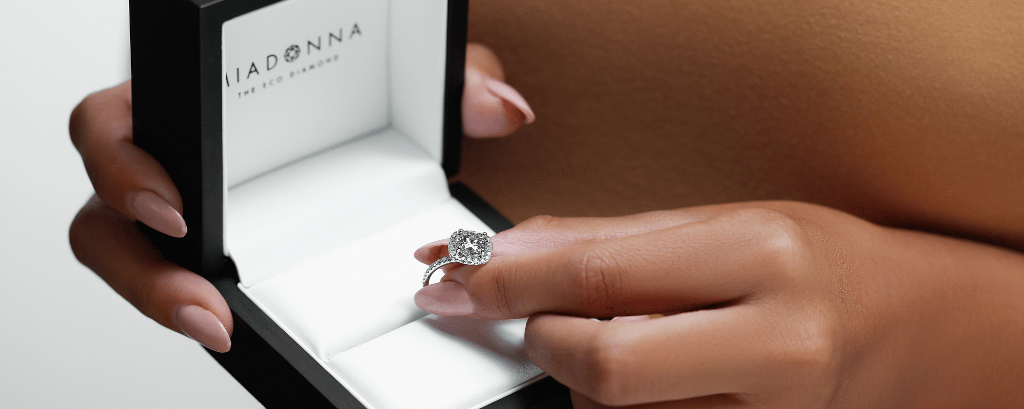 Jewelry stores that buy 2025 diamond rings