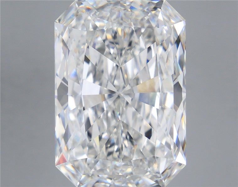 15.09 Carat Radiant Shaped, Very Good Cut, F Color, VVS2 Clarity, IGI Certified Lab Grown Diamond