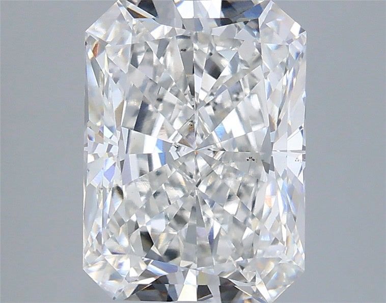 3.08 Carat Radiant Shaped, Excellent Cut, F Color, VS2 Clarity, IGI Certified Lab Grown Diamond