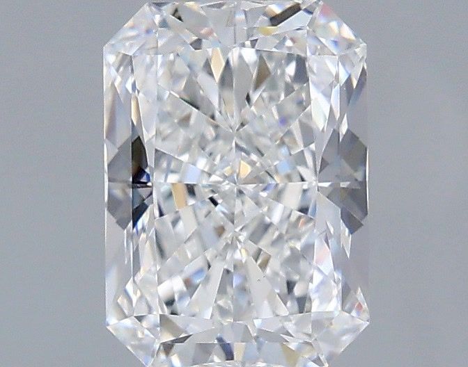 1.50 Carat Radiant Shaped, Very Good Cut, E Color, VS1 Clarity, IGI Certified Lab Grown Diamond