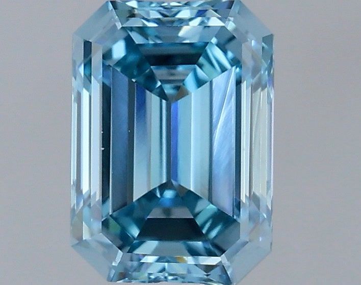 1.04 Carat Emerald Shaped, Ideal Cut, VS1 Clarity, IGI Certified Lab Grown Diamond