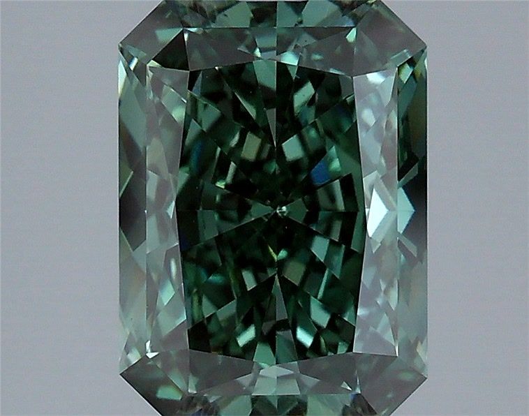 3.01 Carat Radiant Shaped, Ideal Cut, FANCY VIVID GREEN Color, VS1 Clarity, IGI Certified Lab Grown Diamond
