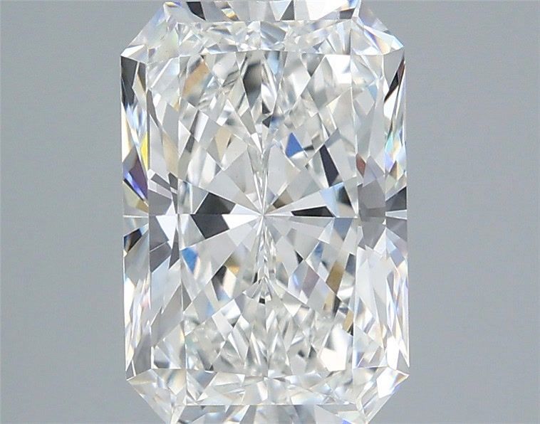 2.93 Carat Radiant Shaped, Excellent Cut, F Color, VVS2 Clarity, IGI Certified Lab Grown Diamond