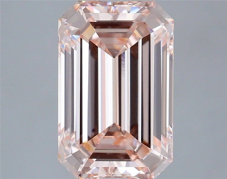 3.02 Carat Emerald Shaped, Ideal Cut, VS1 Clarity, IGI Certified Lab Grown Diamond