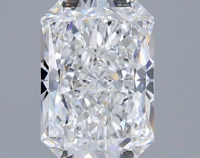 1.52 Carat Radiant Shaped, Very Good Cut, D Color, VVS2 Clarity, IGI Certified Lab Grown Diamond