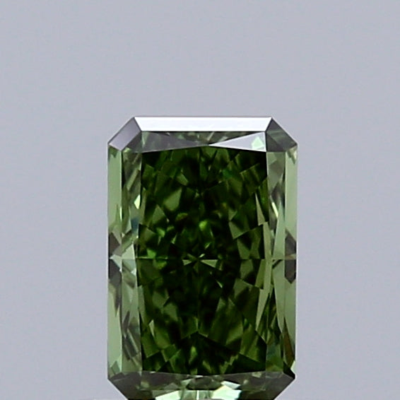 0.70 Carat Radiant Shaped, Excellent Cut, FANCY VIVID GREEN Color, VVS2 Clarity, IGI Certified Lab Grown Diamond