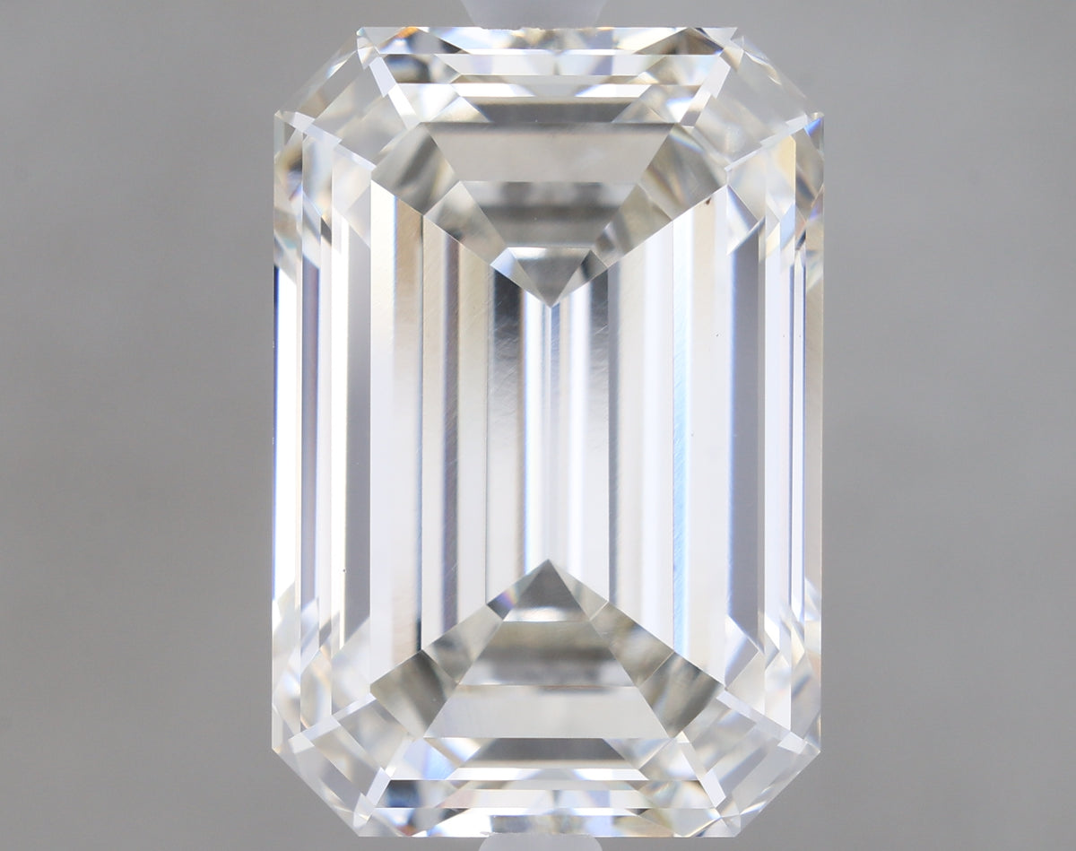 5.04 Carat Emerald Shaped, Ideal Cut, I Color, VS1 Clarity, IGI Certified Lab Grown Diamond