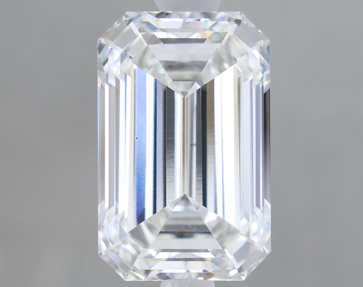 1.60 Carat Emerald Shaped, Ideal Cut, F Color, VS1 Clarity, IGI Certified Lab Grown Diamond