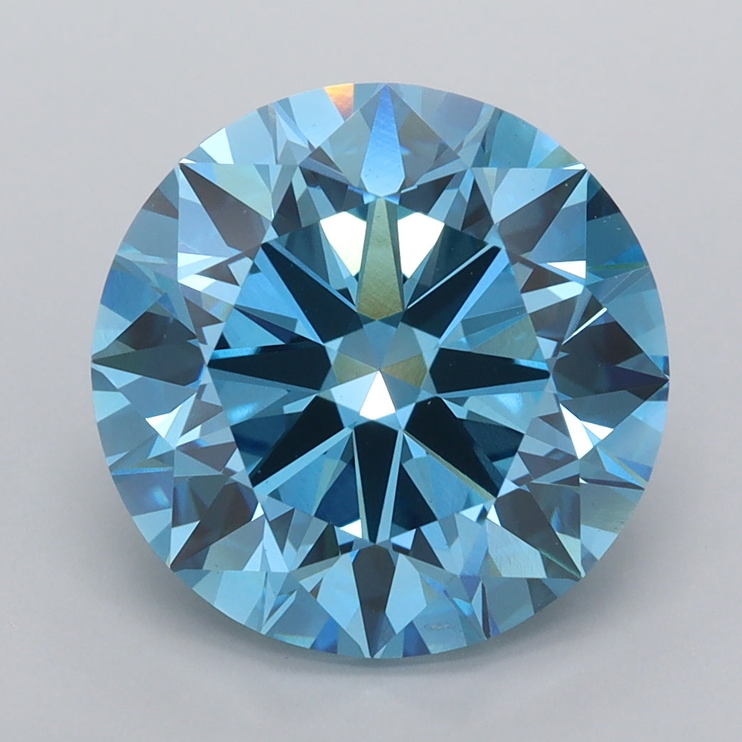 5.00 Carat Round Shaped, Excellent Cut, VVS2 Clarity, IGI Certified Lab Grown Diamond