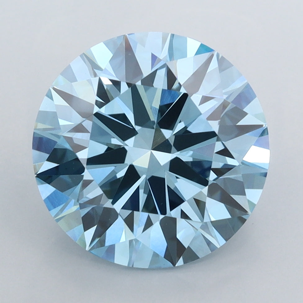 4.00 Carat Round Shaped, Excellent Cut, VVS2 Clarity, IGI Certified Lab Grown Diamond