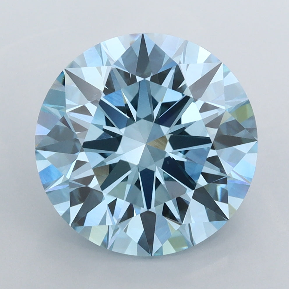 4.04 Carat Round Shaped, Ideal Cut, VVS2 Clarity, IGI Certified Lab Grown Diamond