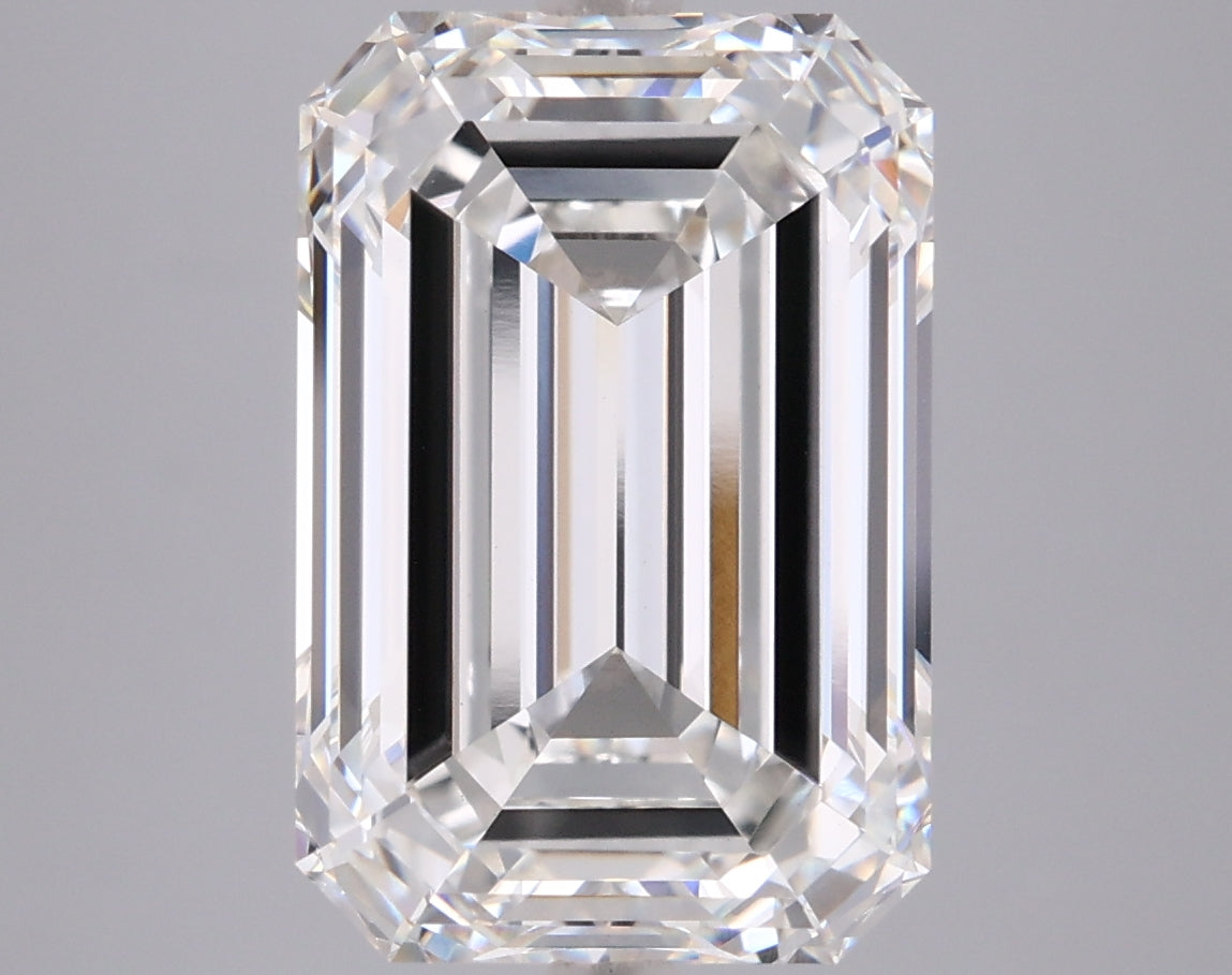7.07 Carat Emerald Shaped, Ideal Cut, G Color, VVS2 Clarity, IGI Certified Lab Grown Diamond
