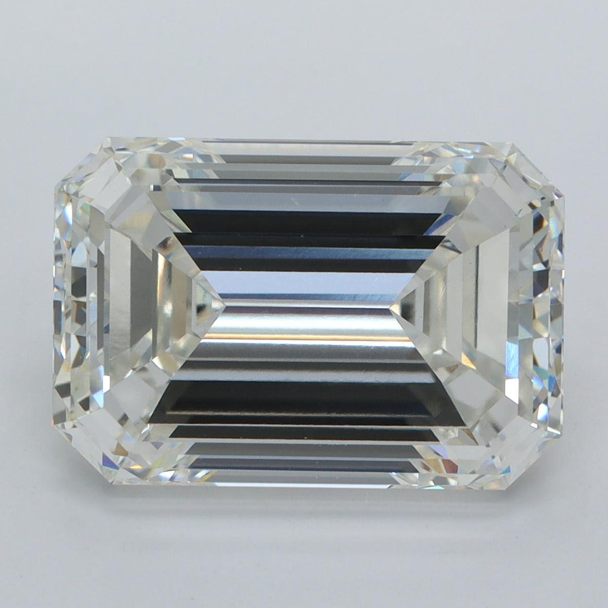7.99 Carat Emerald Shaped, Very Good Cut, G Color, VVS2 Clarity, IGI Certified Lab Grown Diamond