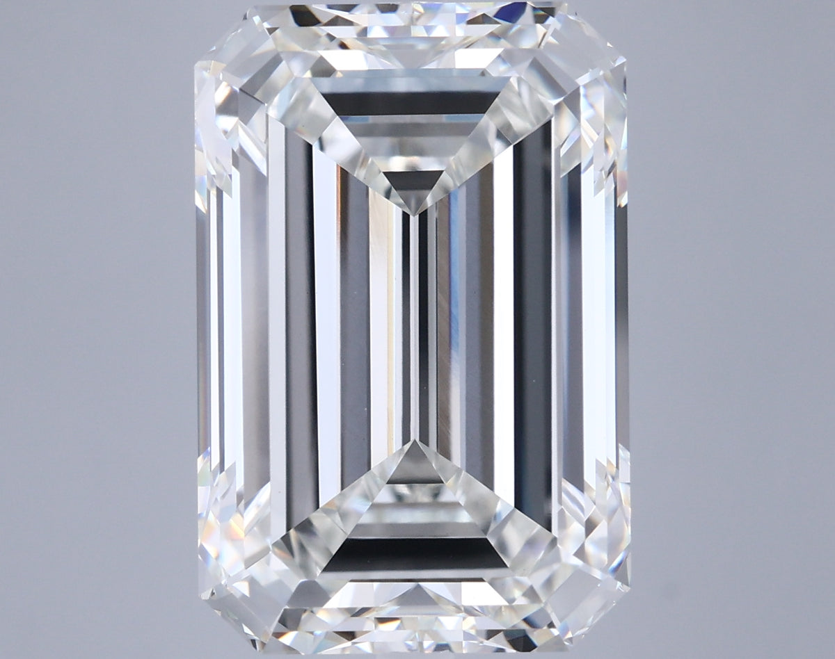 15.30 Carat Emerald Shaped, Ideal Cut, G Color, VVS2 Clarity, IGI Certified Lab Grown Diamond