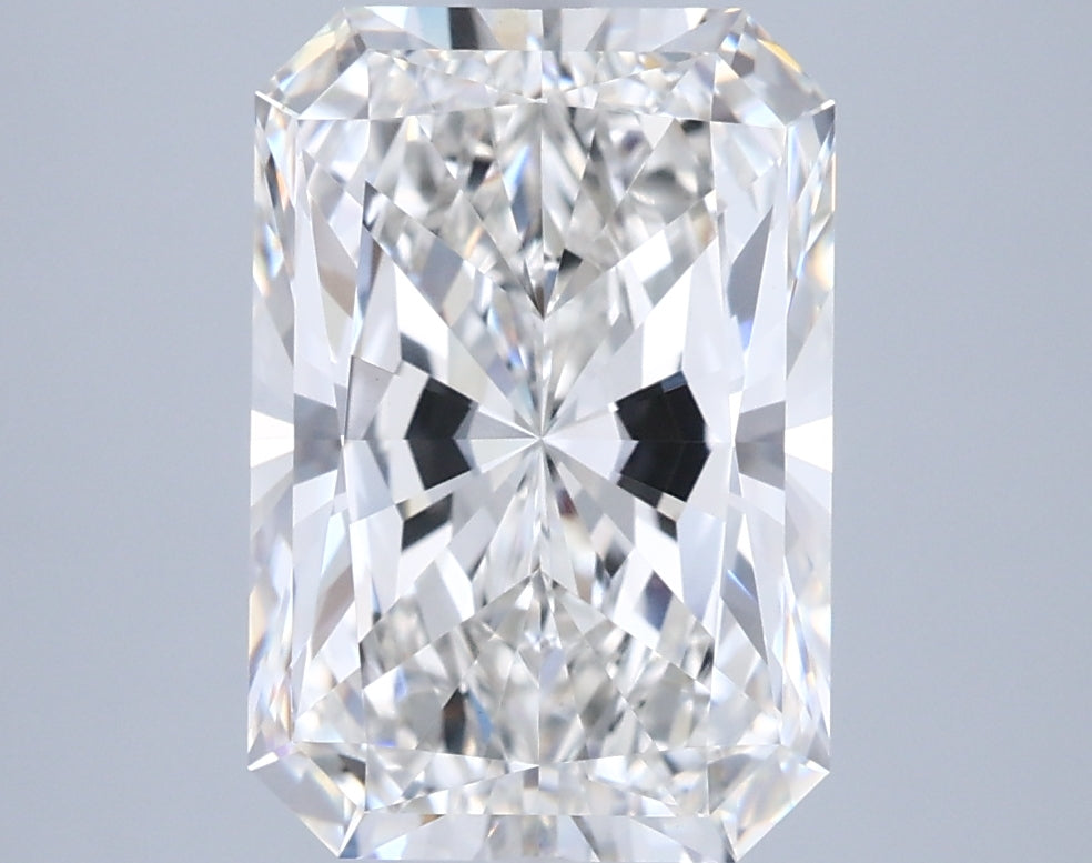 4.04 Carat Radiant Shaped, Ideal Cut, G Color, VVS2 Clarity, IGI Certified Lab Grown Diamond