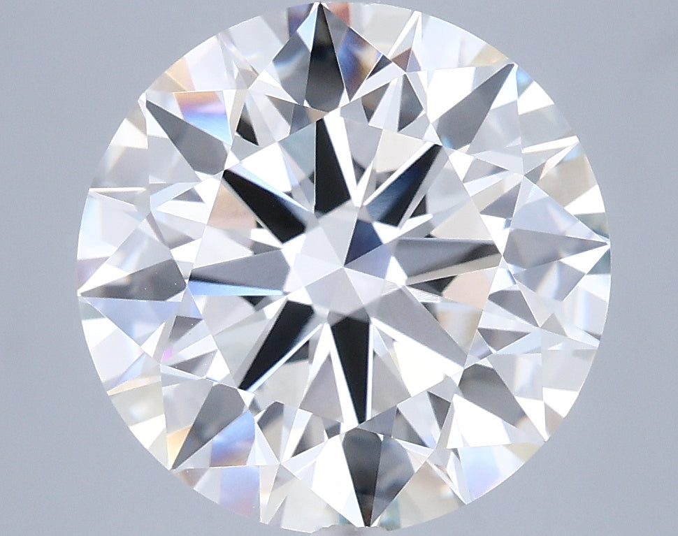 5.56 Carat Round Shaped, Ideal Cut, G Color, VVS2 Clarity, IGI Certified Lab Grown Diamond