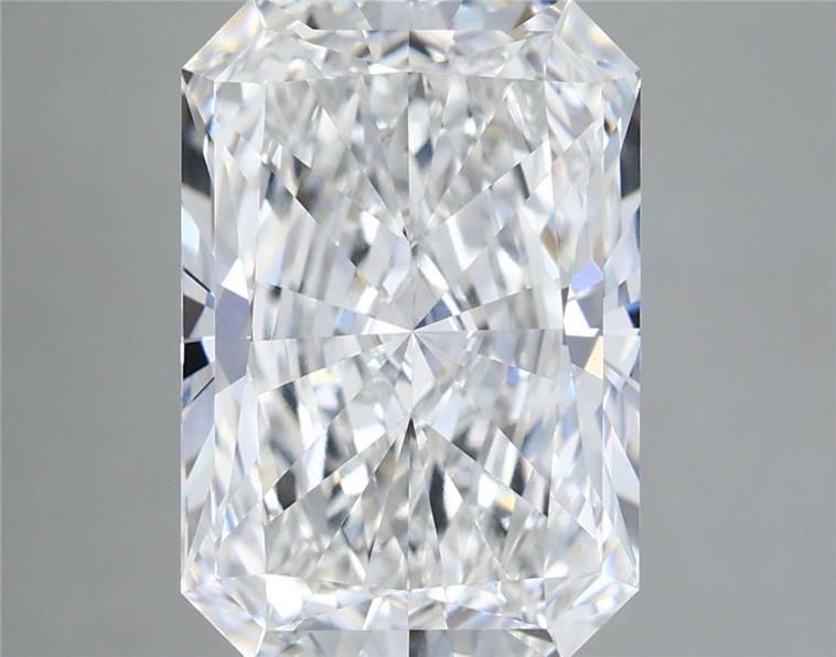 5.67 Carat Radiant Shaped, Excellent Cut, E Color, VVS2 Clarity, IGI Certified Lab Grown Diamond