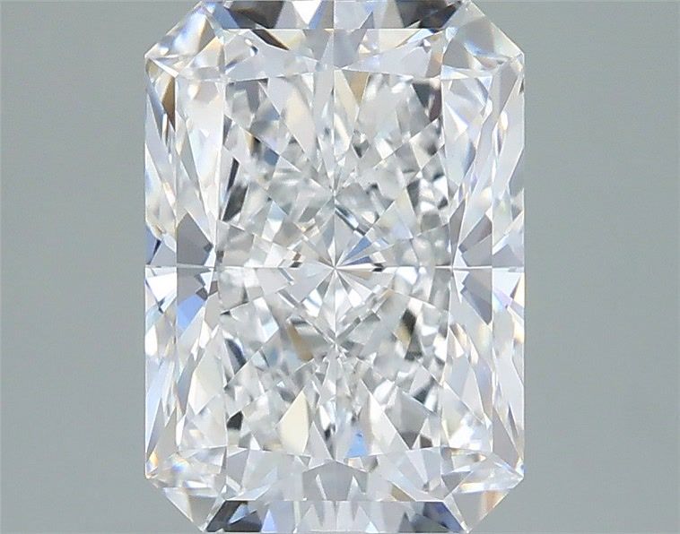 2.90 Carat Radiant Shaped, Excellent Cut, D Color, VS1 Clarity, IGI Certified Lab Grown Diamond