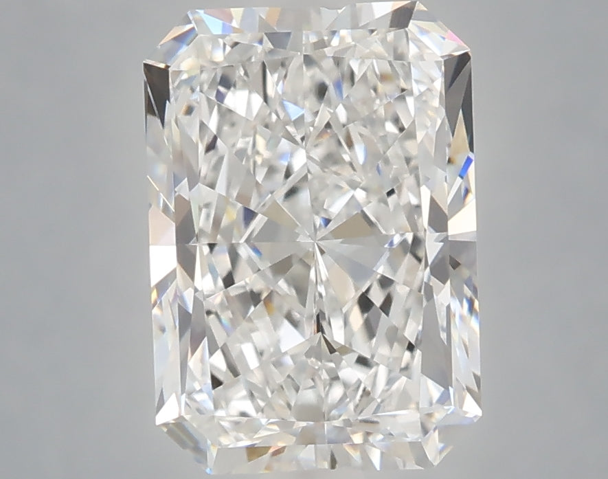 3.00 Carat Radiant Shaped, Excellent Cut, D Color, VVS2 Clarity, IGI Certified Lab Grown Diamond