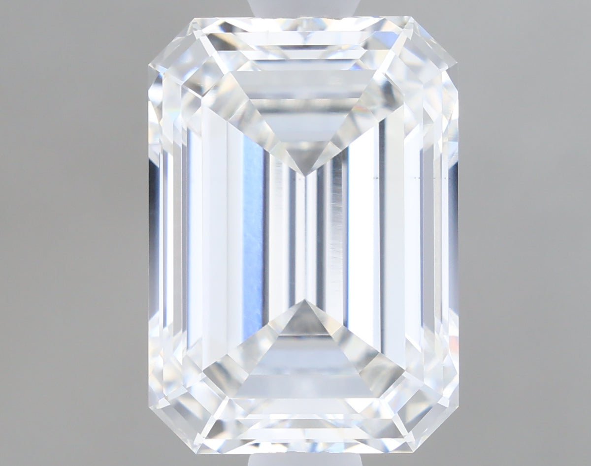 1.52 Carat Emerald Shaped, Ideal Cut, F Color, VS1 Clarity, IGI Certified Lab Grown Diamond