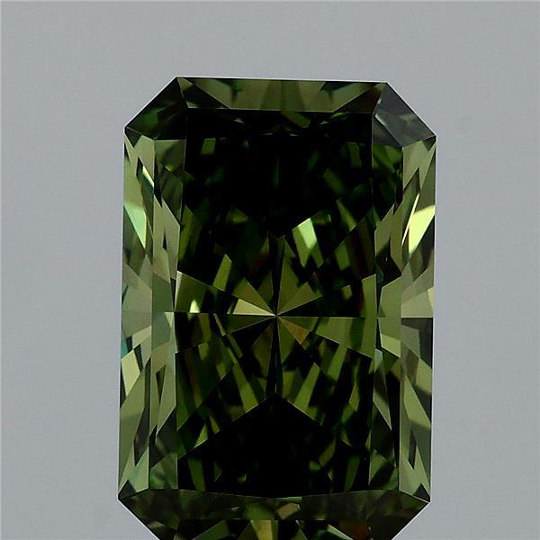 3.10 Carat Radiant Shaped, Ideal Cut, FANCY VIVID GREEN Color, VVS2 Clarity, IGI Certified Lab Grown Diamond