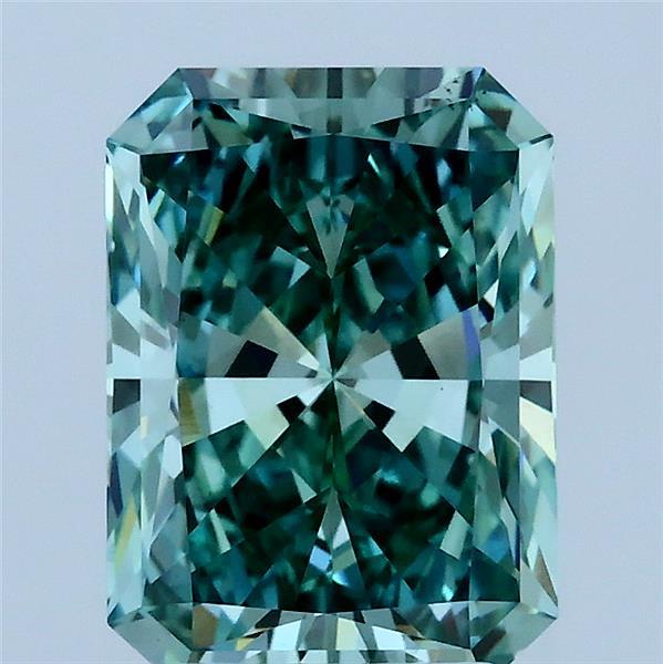 2.60 Carat Radiant Shaped, Ideal Cut, FANCY VIVID GREEN Color, VS1 Clarity, IGI Certified Lab Grown Diamond