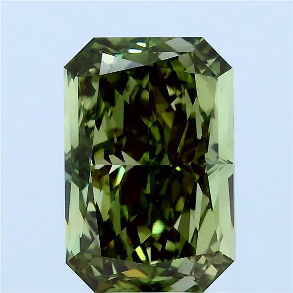 2.75 Carat Radiant Shaped, Excellent Cut, FANCY VIVID GREEN Color, VVS2 Clarity, IGI Certified Lab Grown Diamond