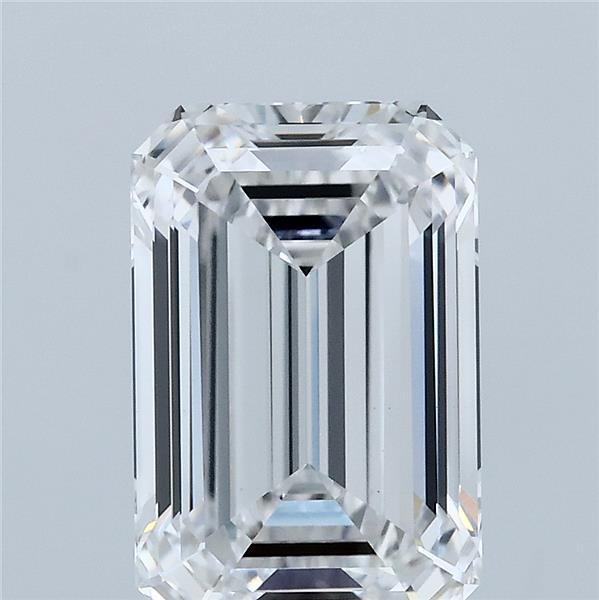 3.25 Carat Emerald Shaped, Ideal Cut, E Color, VVS2 Clarity, IGI Certified Lab Grown Diamond