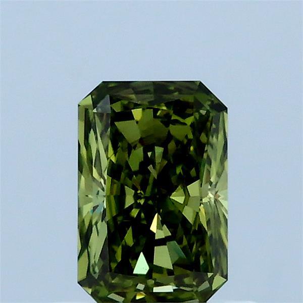 0.70 Carat Radiant Shaped, Ideal Cut, FANCY VIVID GREEN Color, VS2 Clarity, IGI Certified Lab Grown Diamond