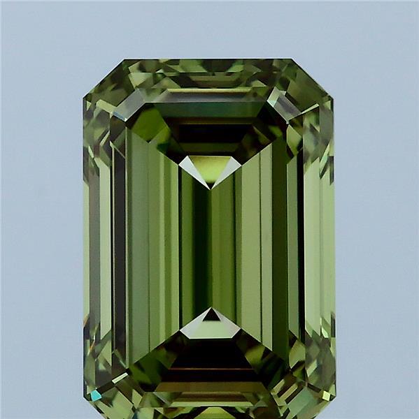 4.10 Carat Emerald Shaped, Ideal Cut, FANCY VIVID GREEN Color, VVS2 Clarity, IGI Certified Lab Grown Diamond