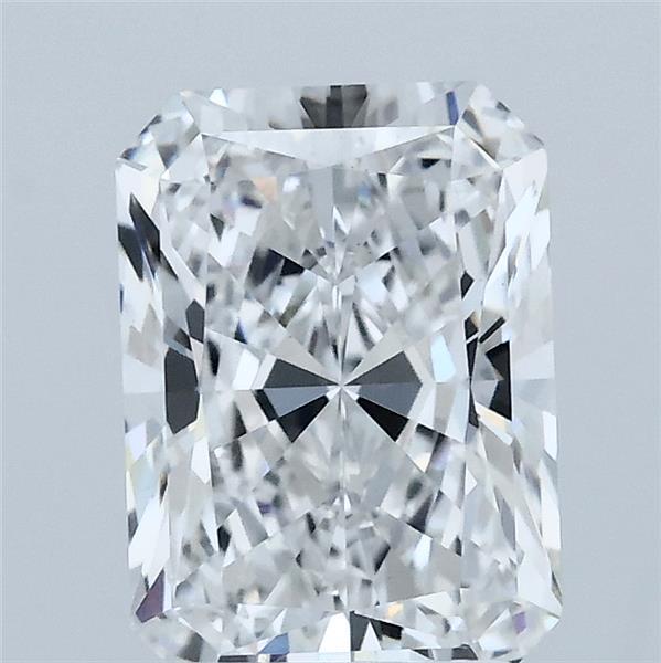 2.20 Carat Radiant Shaped, Ideal Cut, E Color, VVS2 Clarity, IGI Certified Lab Grown Diamond