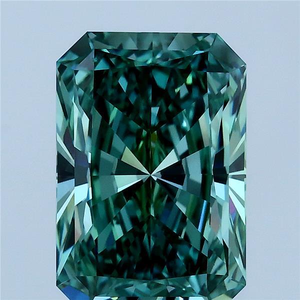 3.26 Carat Radiant Shaped, Ideal Cut, FANCY VIVID GREEN Color, VVS2 Clarity, IGI Certified Lab Grown Diamond
