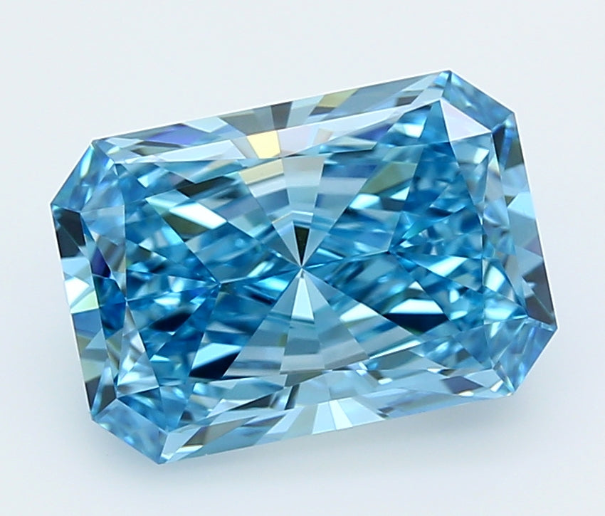 4.11 Carat Radiant Shaped, Ideal Cut, VVS2 Clarity, IGI Certified Lab Grown Diamond