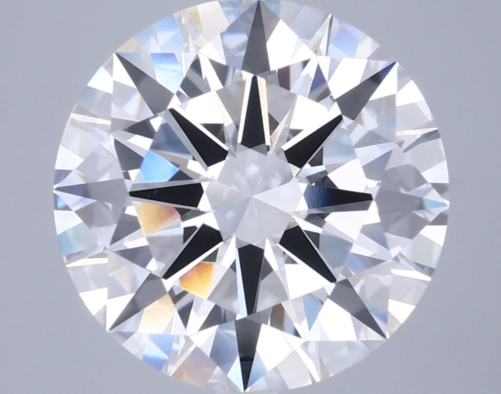 6.04 Carat Round Shaped, Excellent Cut, E Color, VVS2 Clarity, IGI Certified Lab Grown Diamond