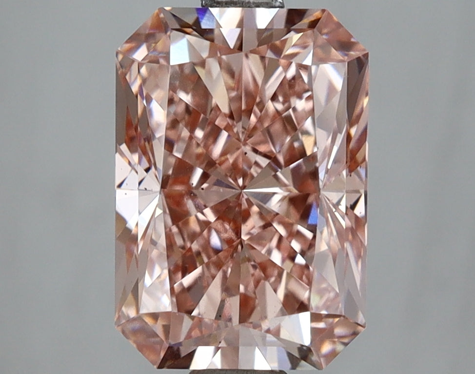 3.05 Carat Radiant Shaped, Excellent Cut, VS2 Clarity, IGI Certified Lab Grown Diamond