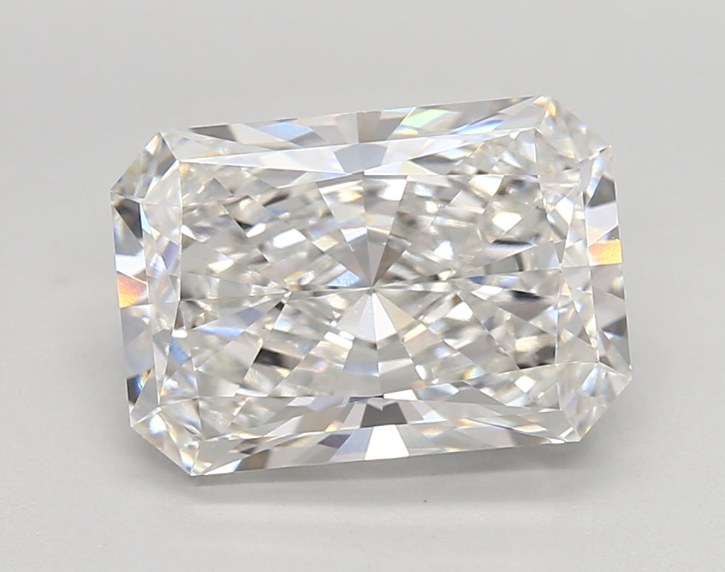 4.01 Carat Radiant Shaped, Very Good Cut, E Color, VVS2 Clarity, IGI Certified Lab Grown Diamond