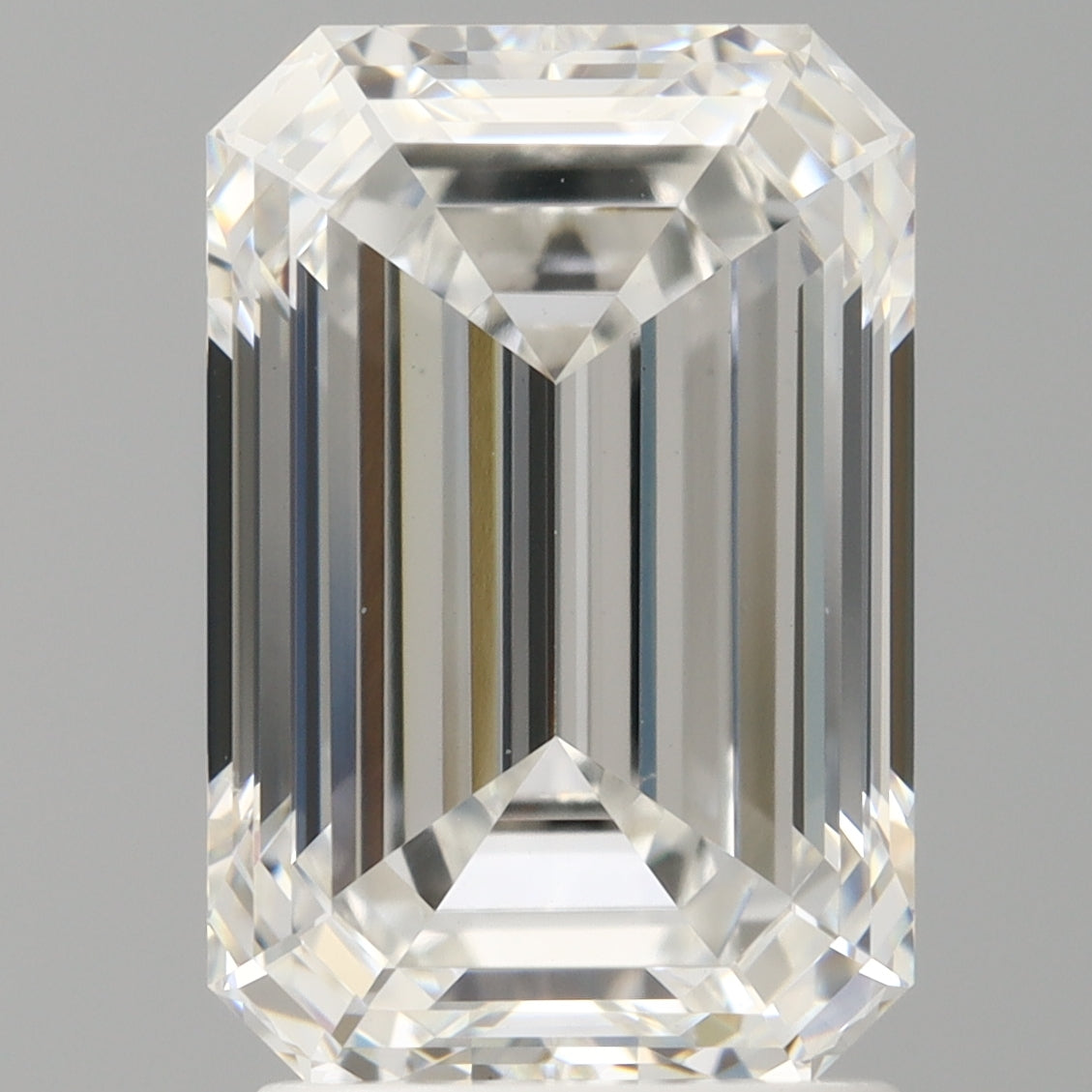 2.59 Carat Emerald Shaped, Ideal Cut, E Color, VVS2 Clarity, IGI Certified Lab Grown Diamond