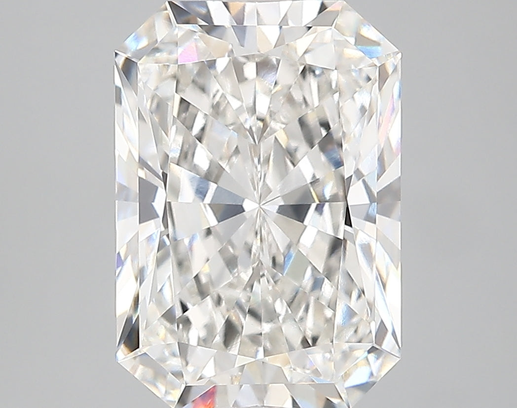 4.51 Carat Radiant Shaped, Very Good Cut, F Color, VVS1 Clarity, IGI Certified Lab Grown Diamond