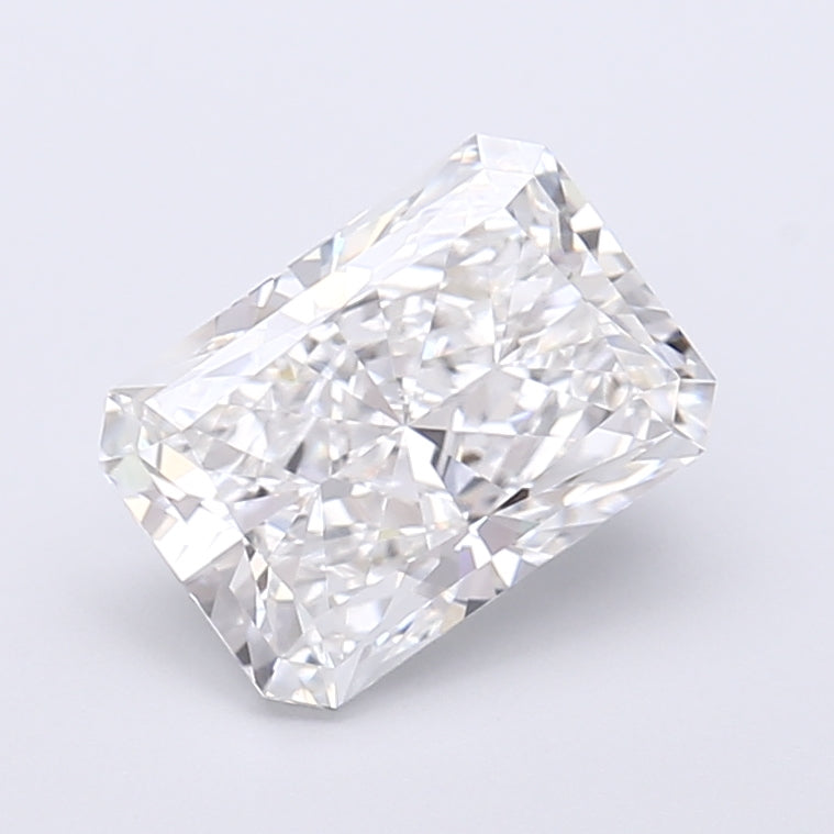 2.25 Carat Radiant Shaped, Very Good Cut, E Color, VVS2 Clarity, IGI Certified Lab Grown Diamond