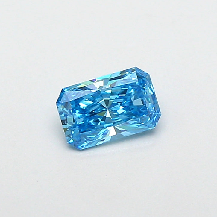 0.44 Carat Radiant Shaped, Very Good Cut, VVS2 Clarity, IGI Certified Lab Grown Diamond