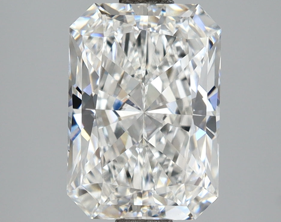 2.59 Carat Radiant Shaped, Ideal Cut, E Color, VVS2 Clarity, IGI Certified Lab Grown Diamond