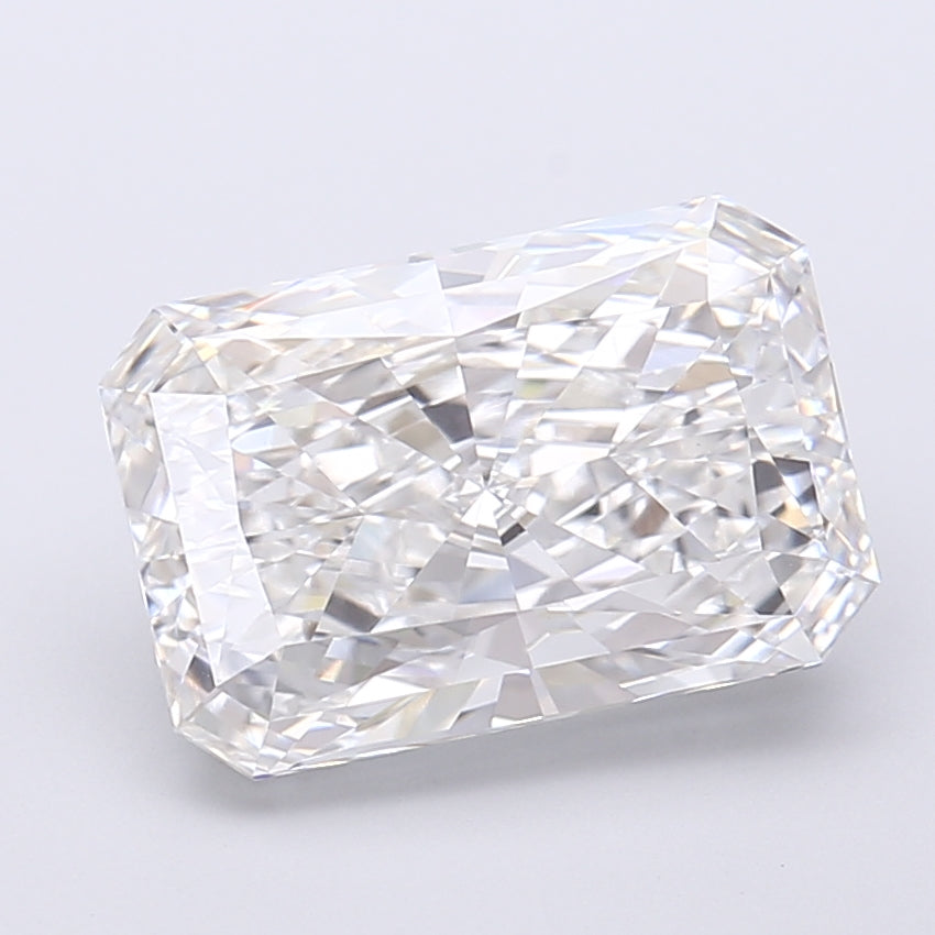 4.00 Carat Radiant Shaped, Very Good Cut, E Color, VVS2 Clarity, IGI Certified Lab Grown Diamond