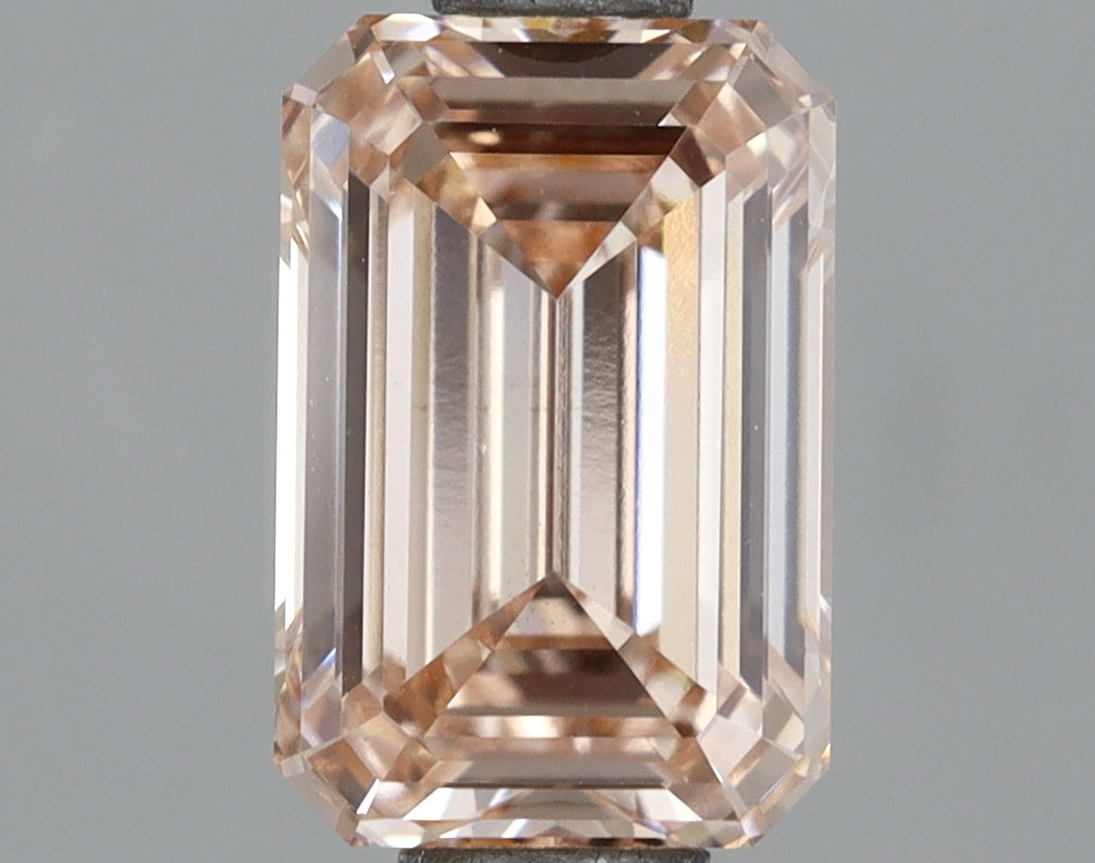 1.50 Carat Emerald Shaped, Ideal Cut, VS1 Clarity, IGI Certified Lab Grown Diamond