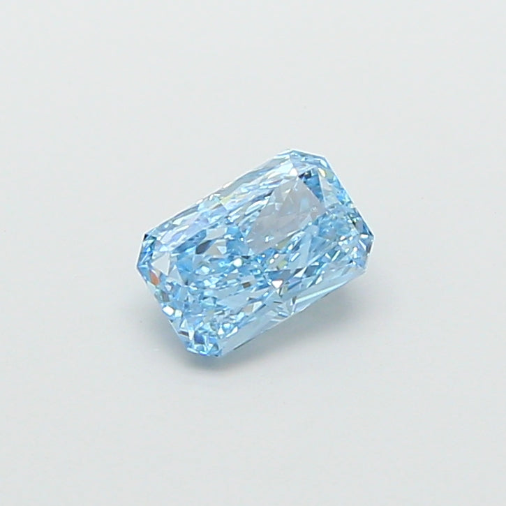 1.03 Carat Radiant Shaped, Very Good Cut, VS1 Clarity, IGI Certified Lab Grown Diamond